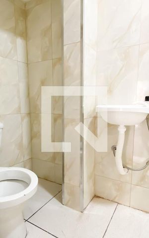 Casa para alugar com 65m², 1 quarto e 1 vaga Casa para alugar com 65m², 1 quarto e 1 vagaBanheiro