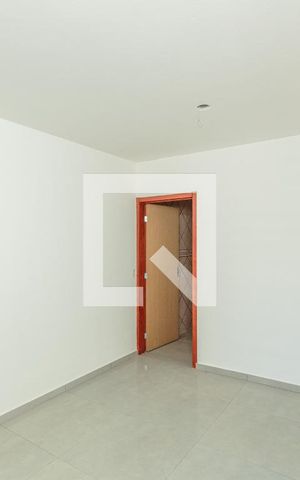 Casa à venda com 212m², 5 quartos e 3 vagas Casa à venda com 212m², 5 quartos e 3 vagasQuarto 5