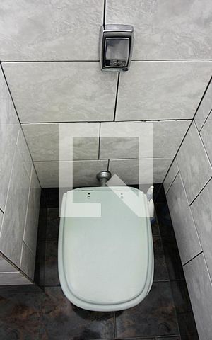Casa à venda com 233m², 3 quartos e 3 vagasLavabo