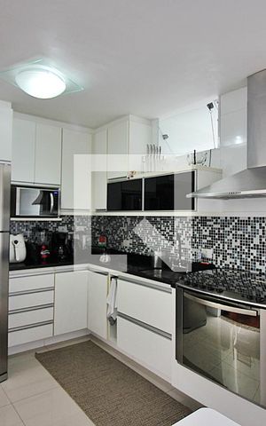 Casa à venda com 233m², 3 quartos e 3 vagasCozinha