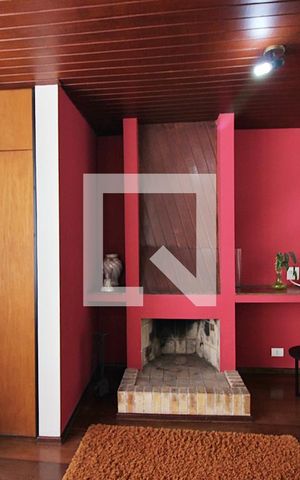 Casa à venda com 233m², 3 quartos e 3 vagasSala 