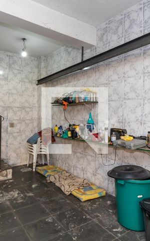 Casa para alugar com 360m², 4 quartos e 7 vagas Casa para alugar com 360m², 4 quartos e 7 vagasGaragem 1