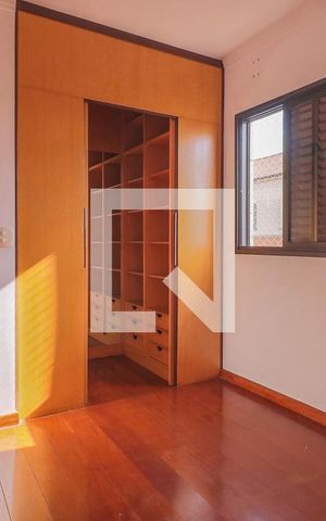 Apartamento à venda com 90m², 3 quartos e 2 vagas Apartamento à venda com 90m², 3 quartos e 2 vagasSuíte