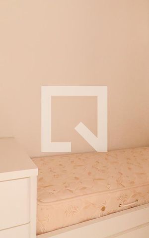 Apartamento à venda com 90m², 3 quartos e 2 vagas Apartamento à venda com 90m², 3 quartos e 2 vagasQuarto de Serviço