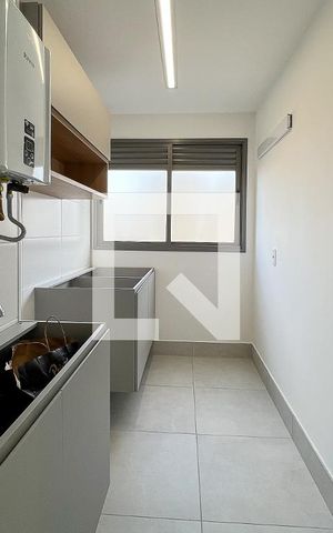 Apartamento à venda com 70m², 1 quarto e 1 vagaÁrea de Serviço