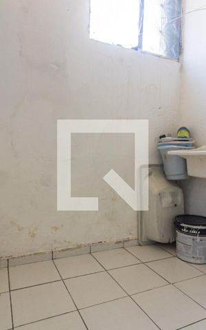 Casa para alugar com 60m², 1 quarto e sem vaga Casa para alugar com 60m², 1 quarto e sem vagaDetalhe da Cozinha e Área de Serviço