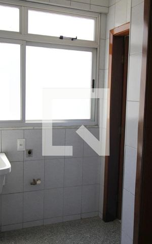 Apartamento à venda com 90m², 3 quartos e 1 vagaÁrea de Serviço