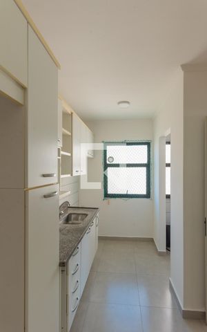 Apartamento para alugar com 78m², 3 quartos e 2 vagas Apartamento para alugar com 78m², 3 quartos e 2 vagasCozinha