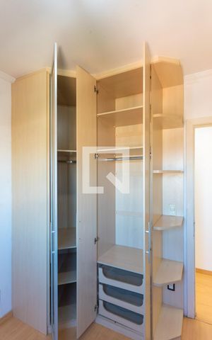 Apartamento para alugar com 78m², 3 quartos e 2 vagas Apartamento para alugar com 78m², 3 quartos e 2 vagasQuarto 2 - Armários