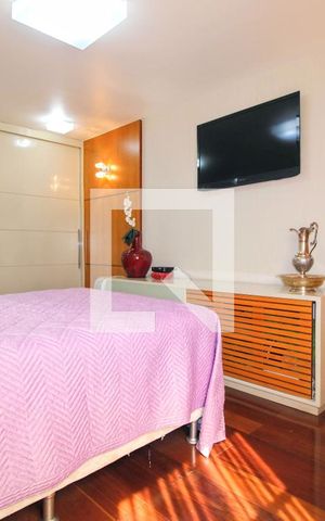 Apartamento à venda com 260m², 4 quartos e 4 vagasQuarto 4