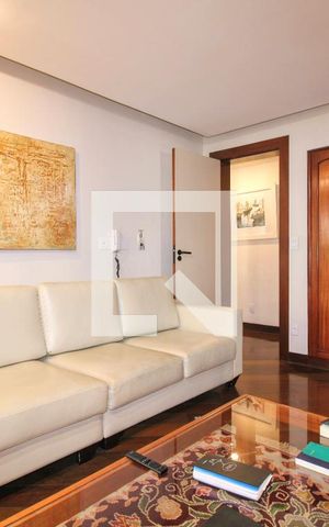 Apartamento à venda com 260m², 4 quartos e 4 vagasSala de TV