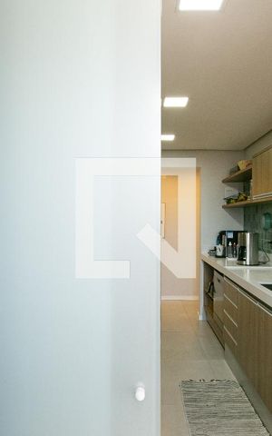 Apartamento à venda com 84m², 3 quartos e 1 vagaÁrea de Serviço