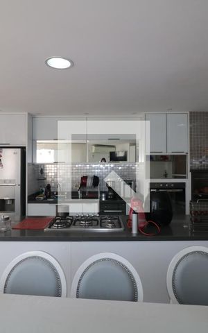 Apartamento à venda com 130m², 3 quartos e 2 vagasCozinha