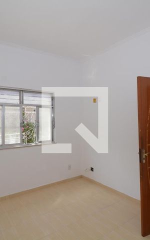 Casa para alugar com 48m², 2 quartos e 1 vagaQuarto 1