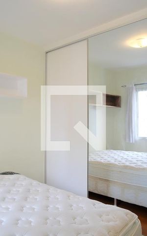 Apartamento para alugar com 75m², 2 quartos e 2 vagasQuarto