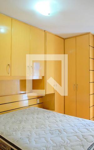 Apartamento para alugar com 75m², 2 quartos e 2 vagasSuíte