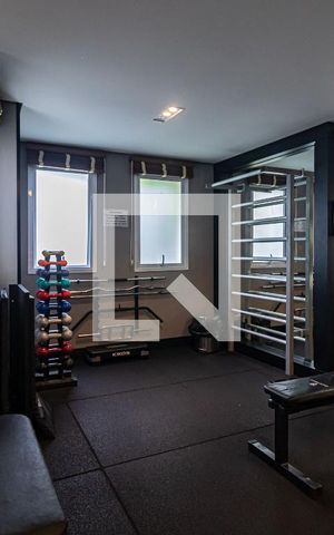 Apartamento à venda com 78m², 2 quartos e 1 vaga Apartamento à venda com 78m², 2 quartos e 1 vagaAcademia