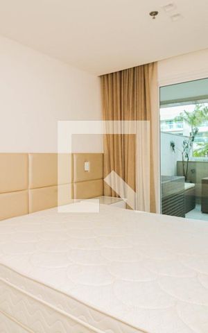 Apartamento à venda com 65m², 1 quarto e 1 vagaQuarto