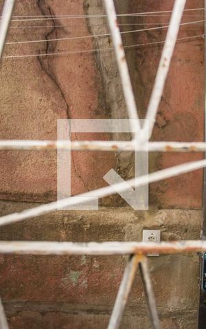 Casa de condomínio para alugar com 130m², 3 quartos e 1 vagaQuarto 02 - Janela