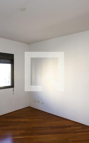 Apartamento à venda com 290m², 5 quartos e 3 vagas Apartamento à venda com 290m², 5 quartos e 3 vagassuíte 4