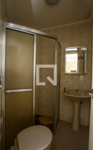 Apartamento à venda com 290m², 5 quartos e 3 vagas Apartamento à venda com 290m², 5 quartos e 3 vagasÁrea de Serviço