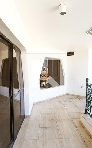 Apartamento à venda com 290m², 5 quartos e 3 vagas Apartamento à venda com 290m², 5 quartos e 3 vagasvaranda
