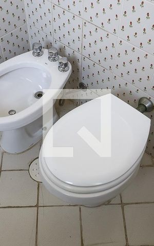 Apartamento à venda com 290m², 5 quartos e 3 vagas Apartamento à venda com 290m², 5 quartos e 3 vagasBanheiro da Suíte 1