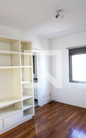 Apartamento à venda com 290m², 5 quartos e 3 vagas Apartamento à venda com 290m², 5 quartos e 3 vagassuíte 1