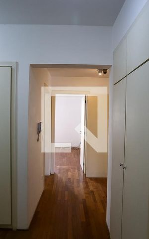 Apartamento à venda com 290m², 5 quartos e 3 vagas Apartamento à venda com 290m², 5 quartos e 3 vagashall intimo