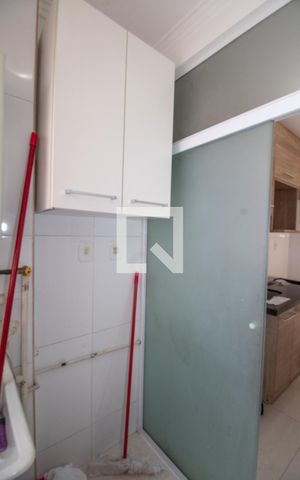 Apartamento à venda com 67m², 2 quartos e 1 vaga Apartamento à venda com 67m², 2 quartos e 1 vagaÁrea de Serviço