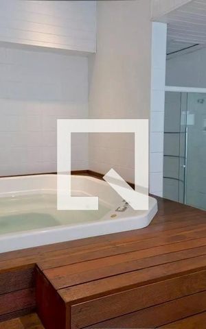 Apartamento para alugar com 72m², 2 quartos e 1 vagaÁrea comum