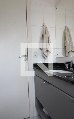 Apartamento para alugar com 110m², 3 quartos e 2 vagasBanheiro