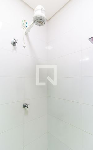 Casa à venda com 198m², 3 quartos e 7 vagas Casa à venda com 198m², 3 quartos e 7 vagasBanheiro