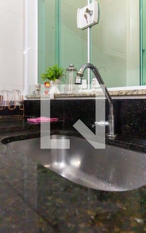 Casa à venda com 198m², 3 quartos e 7 vagas Casa à venda com 198m², 3 quartos e 7 vagasCozinha