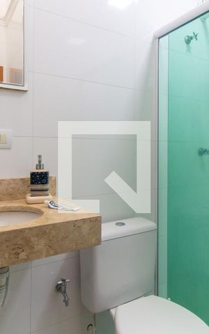 Casa à venda com 198m², 3 quartos e 7 vagas Casa à venda com 198m², 3 quartos e 7 vagasBanheiro