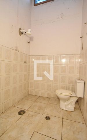 Casa à venda com 100m², 2 quartos e 1 vagaBanheiro 