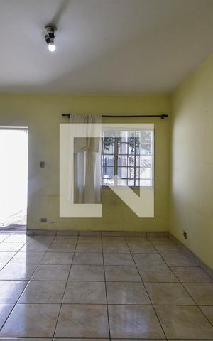 Casa à venda com 100m², 2 quartos e 1 vagaSala 02
