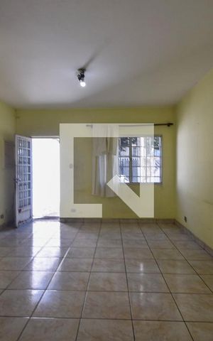 Casa à venda com 100m², 2 quartos e 1 vagaSala 02