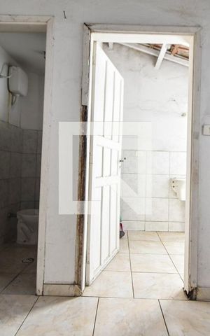 Casa à venda com 100m², 2 quartos e 1 vagaQuarto de Serviços 