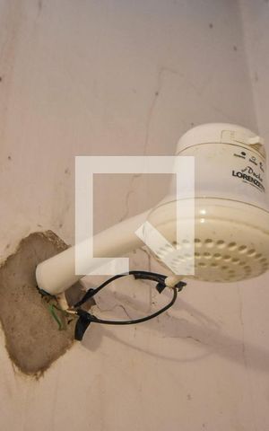 Casa à venda com 100m², 2 quartos e 1 vagaBanheiro 