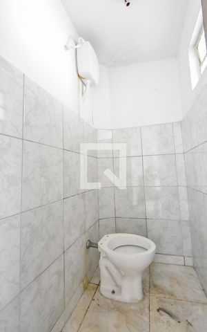 Casa à venda com 100m², 2 quartos e 1 vagaBanheiro de Serviços 
