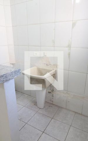 Casa para alugar com 50m², 1 quarto e sem vagaÁrea de Serviço