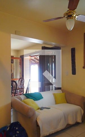 Casa à venda com 273m², 4 quartos e 2 vagas Casa à venda com 273m², 4 quartos e 2 vagasCozinha