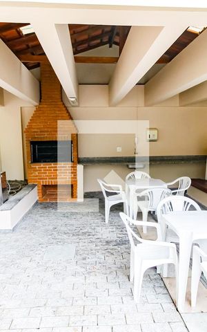 Apartamento à venda com 115m², 3 quartos e 3 vagas Apartamento à venda com 115m², 3 quartos e 3 vagasÁrea comum - Churrasqueira