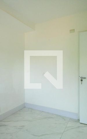 Apartamento para alugar com 66m², 2 quartos e 1 vaga Apartamento para alugar com 66m², 2 quartos e 1 vagaQuarto