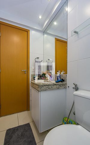 Apartamento à venda com 85m², 3 quartos e 2 vagas Apartamento à venda com 85m², 3 quartos e 2 vagasdetalhes/banheiro