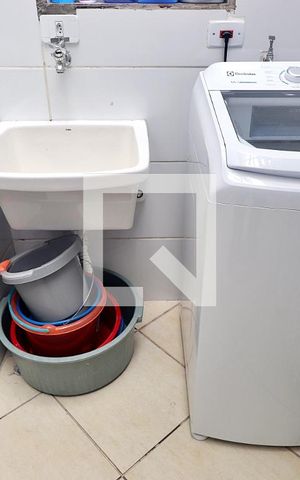 Casa à venda com 160m², 3 quartos e 2 vagasÁrea de Serviço