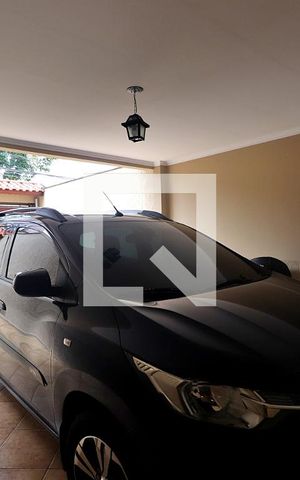 Casa à venda com 160m², 3 quartos e 2 vagasGaragem