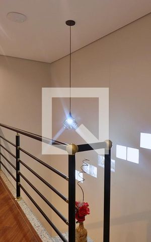 Casa à venda com 160m², 3 quartos e 2 vagasCorredor