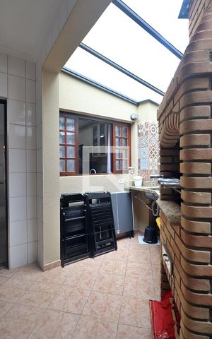 Casa à venda com 160m², 3 quartos e 2 vagasÁrea gourmet